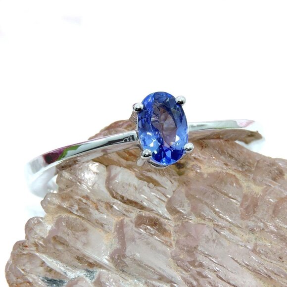 Tanzanite Gemstone Ring, Faceted Tanzanite Gemstone, Simple Design, Ring Size:-8 - Picture 1 of 4